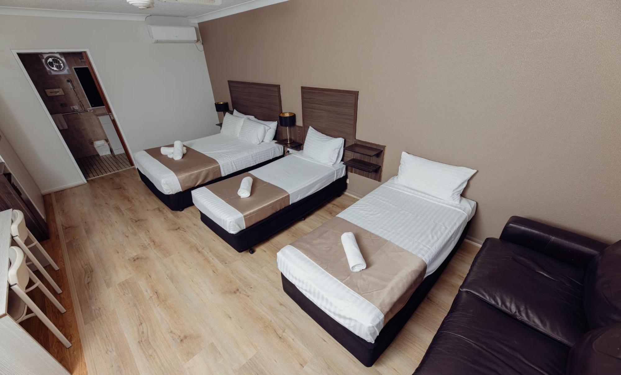ססנוק Cumberland Motor Inn מראה חיצוני תמונה