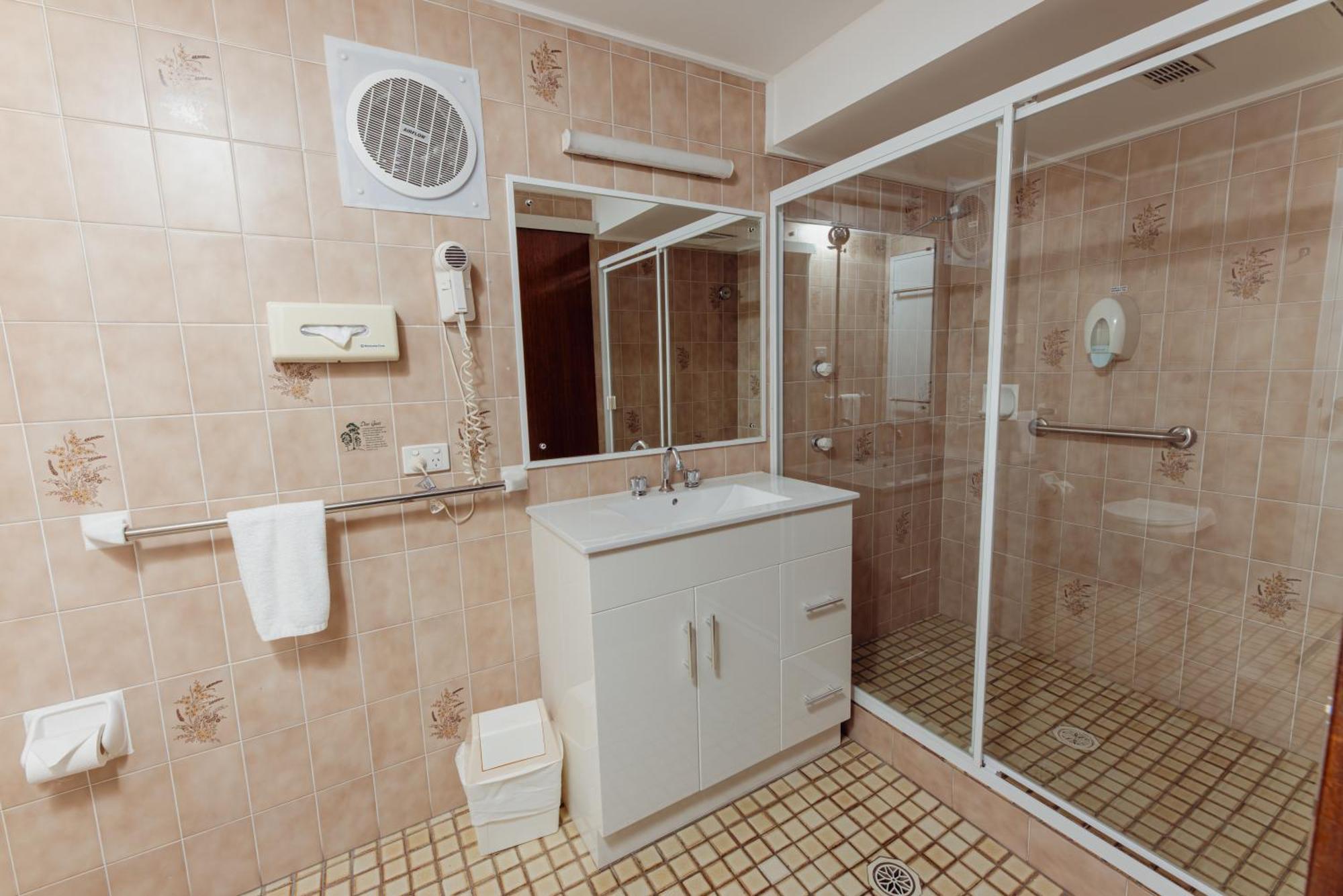 ססנוק Cumberland Motor Inn מראה חיצוני תמונה