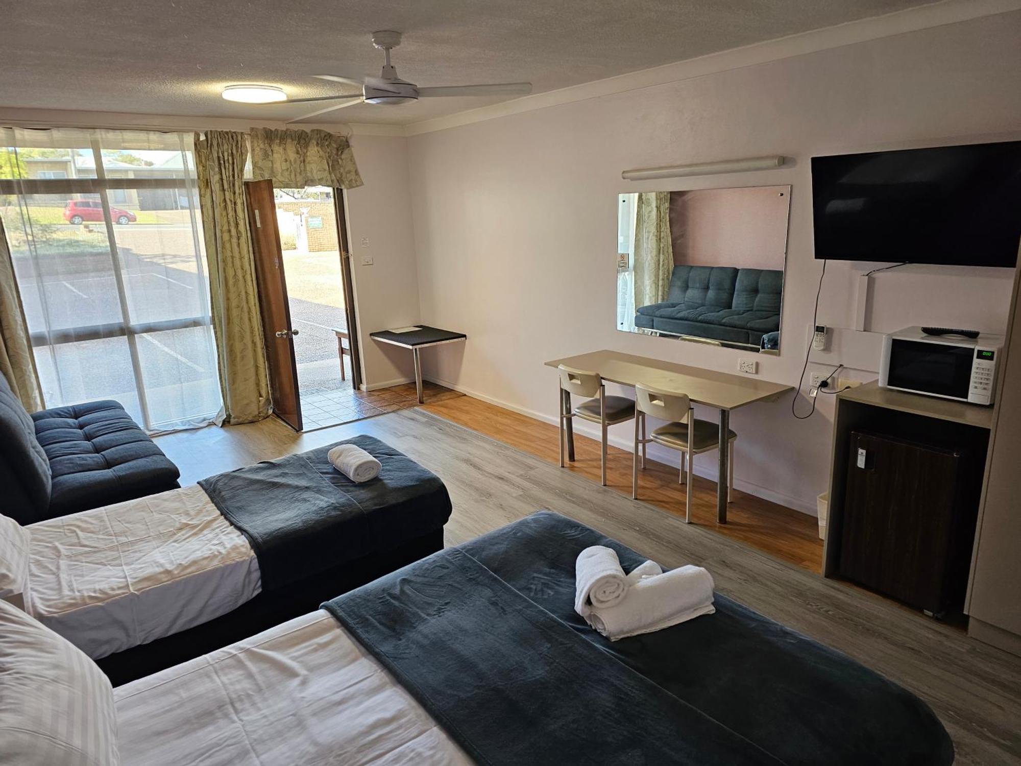 ססנוק Cumberland Motor Inn מראה חיצוני תמונה