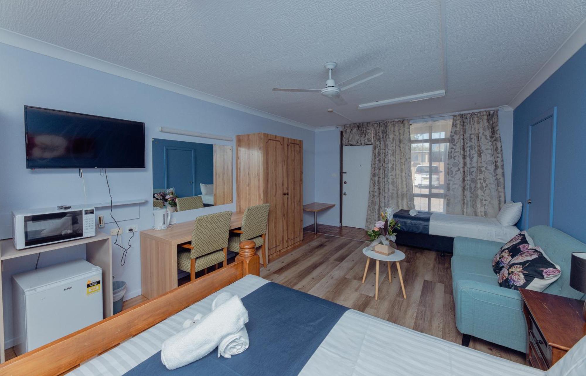 ססנוק Cumberland Motor Inn מראה חיצוני תמונה