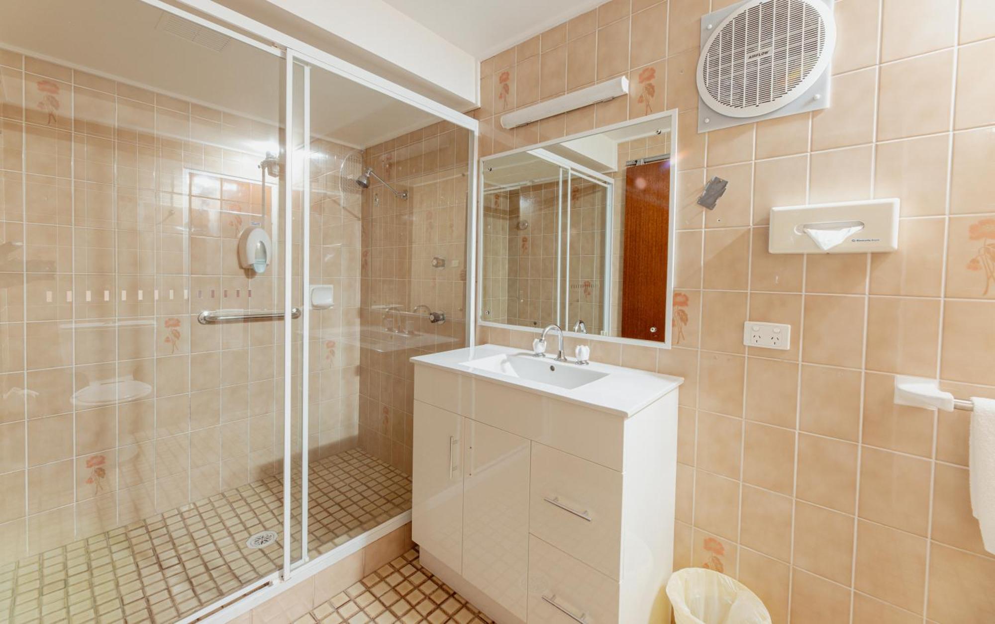 ססנוק Cumberland Motor Inn מראה חיצוני תמונה